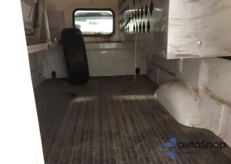 2009 Ford F-150 Xl z USA, uszkodzony, nr VIN 1FTRF14W59KC79487